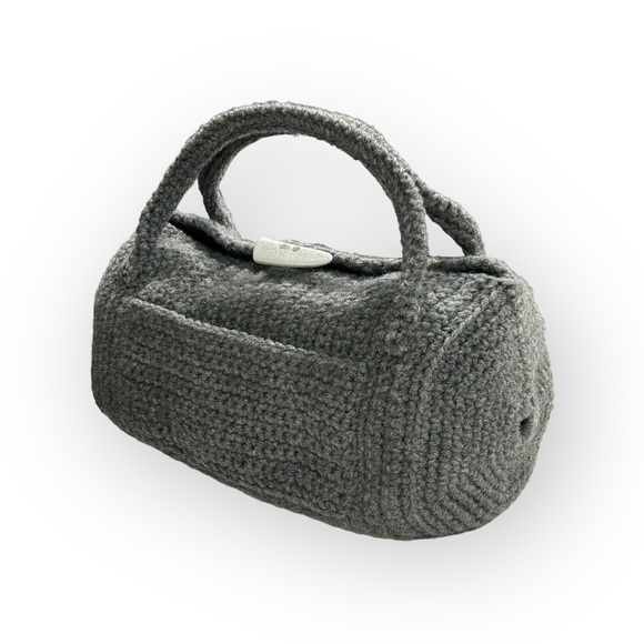 Artisan Crocheted Handbag - Picture 2 of 11